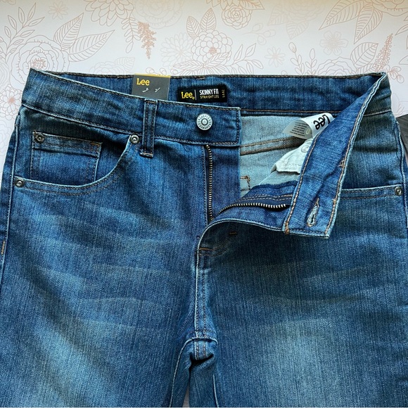 Lee Women's Blue Jeans - Picture 4 of 13